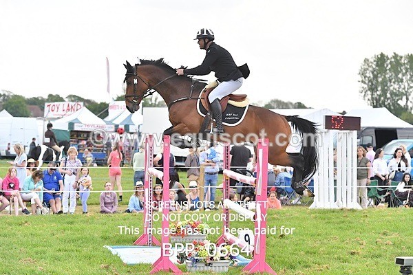 BPP_0664 - CLASS 3 RHS Foxhunter Championship Qualifier