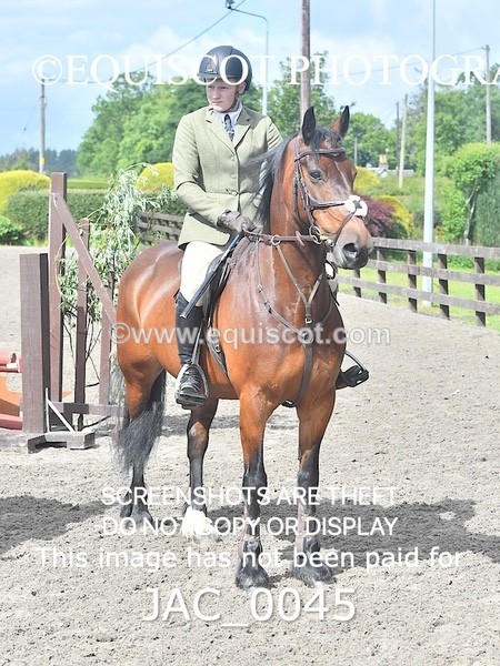 JAC_0045 - CLASS 3 Intermediate Working Hunter (0.70m - 0.85m)