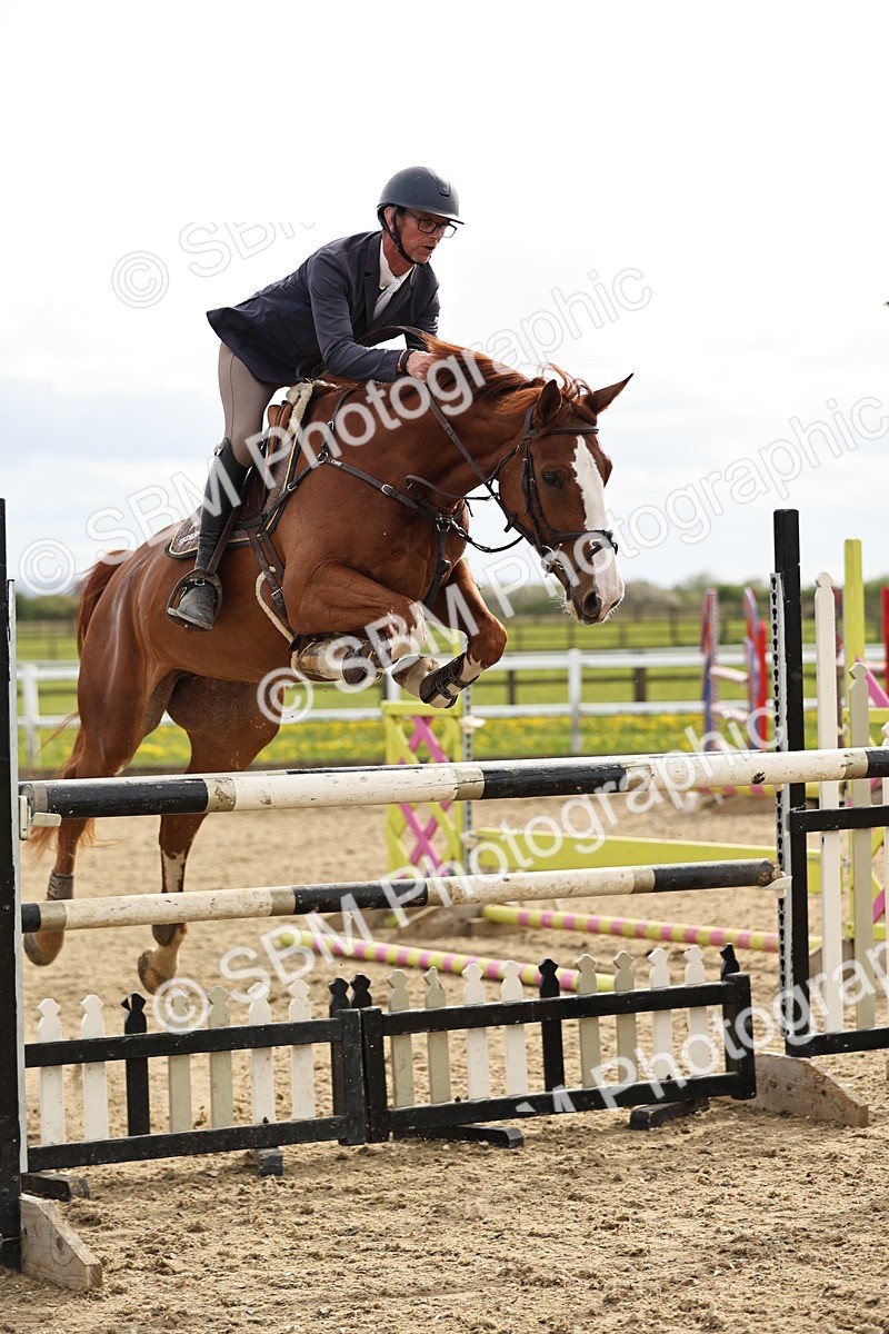 SBM_001595 - Class 5 -Senior Foxhunter - 1.20m