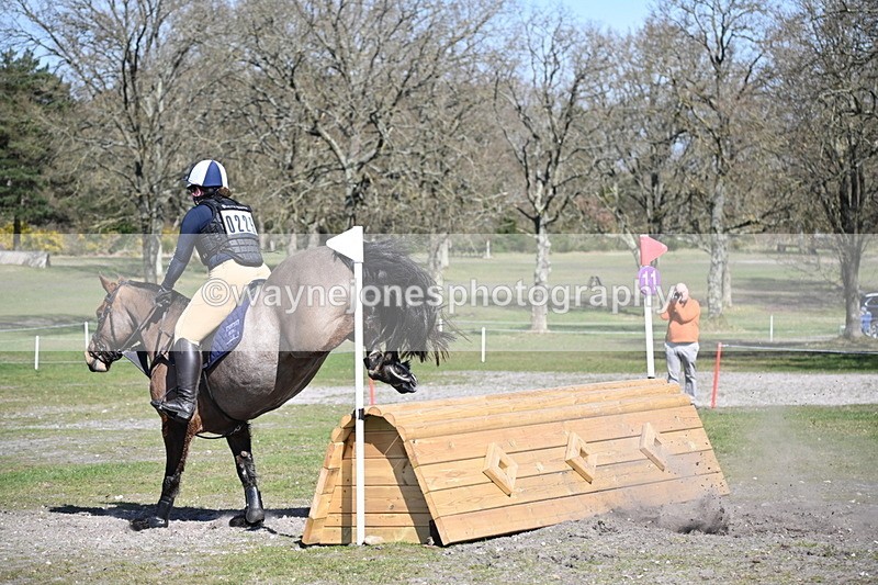 WJ6_3405 - Time 12:19 to 12:35