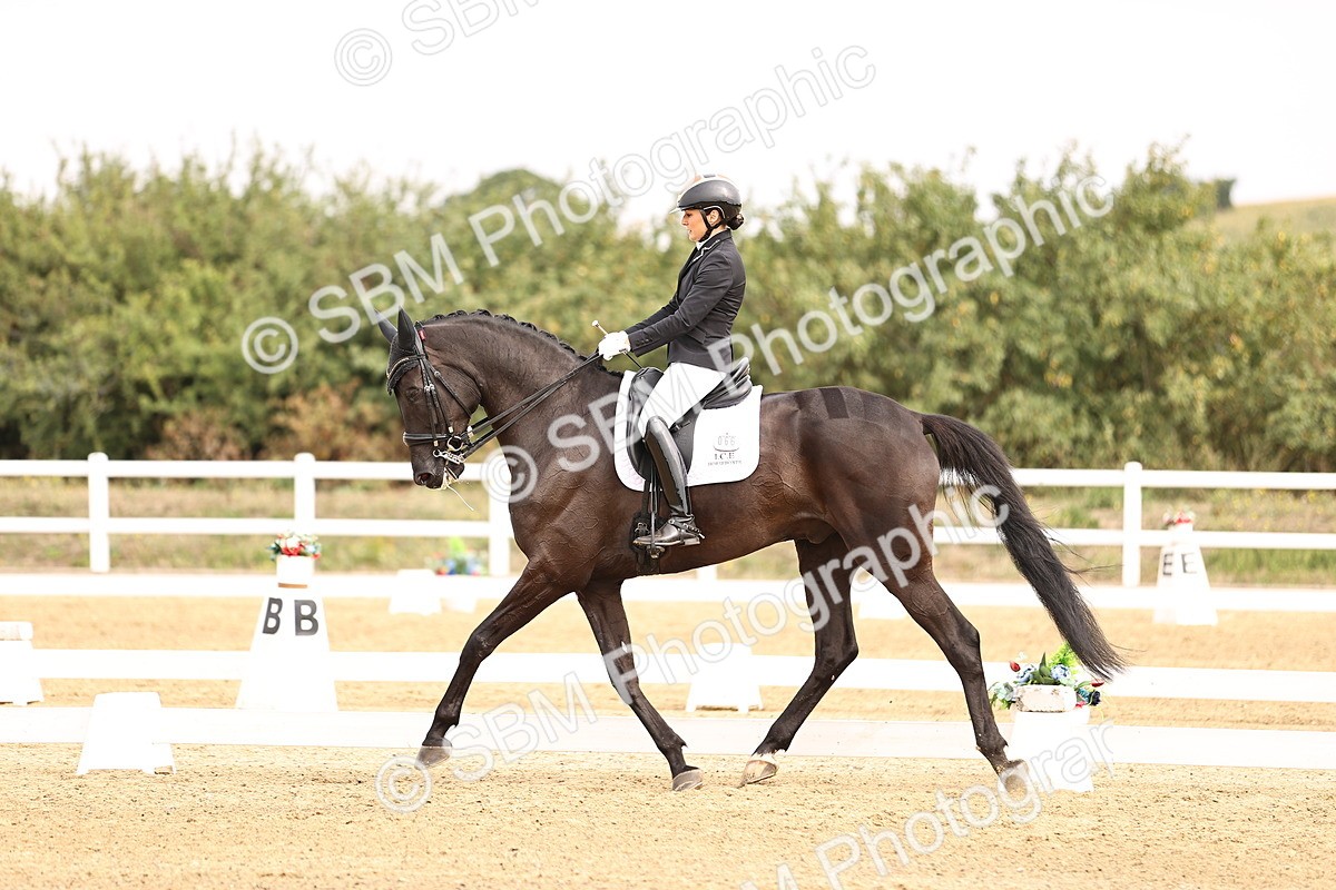 SBM_012838 - Class 2 - Advanced Medium 5 - 10.35-11.55