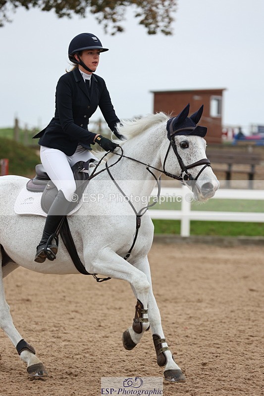 241101A-120947-01651 - FRI Cls 5 Newcomers and 1.10m Open