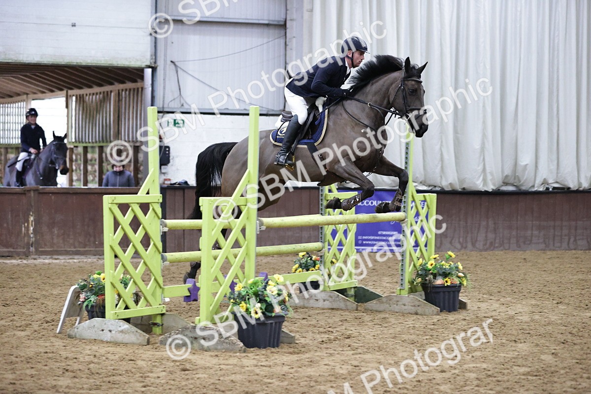 SBM_000748 - Class 3 - Nupafeed Supplements Senior Discovery/ 1m Open