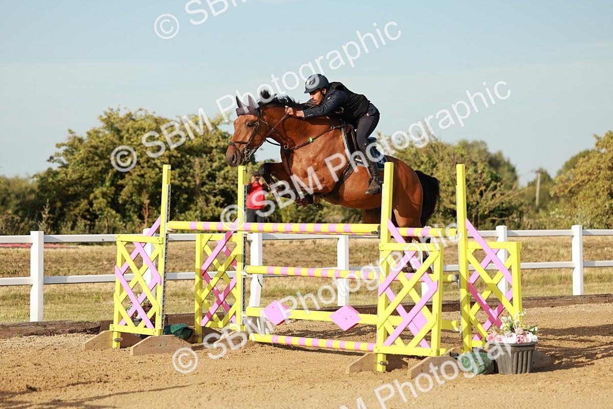 SBM_008988 - Class 6 - National 1.30m 1.40m Open Handicap