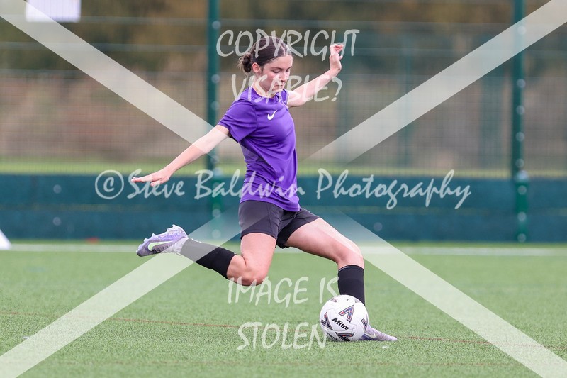 1DX30428 - 2025-09-13 FC Abbey Meads U17 Girls Purple V Cumnors U17 Girls