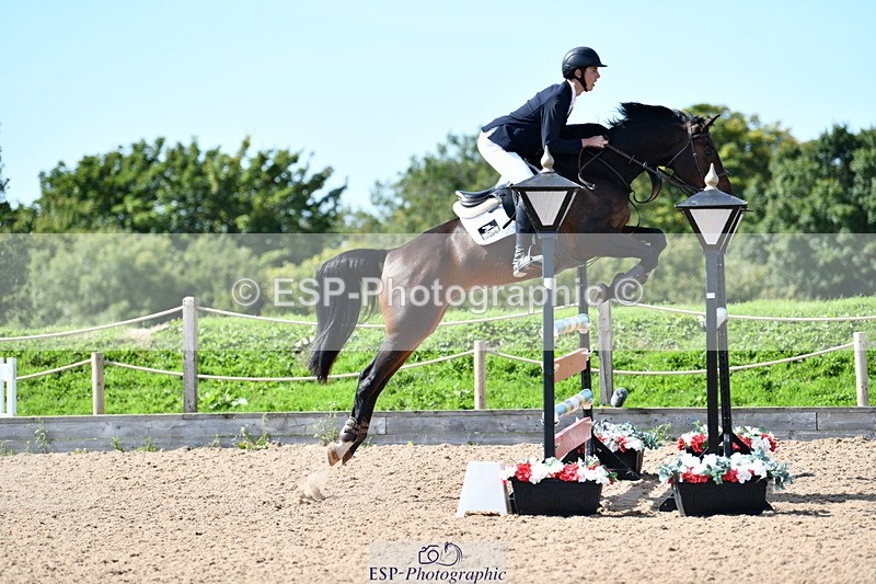 240914A-131112-07193 - Cls 15-S Snr Foxhunter