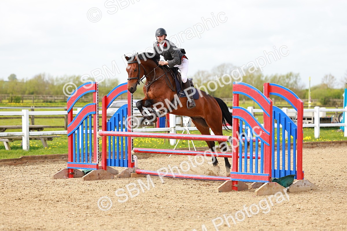 SBM_002131 - Class 9 - Senior Discovery - 1.00m