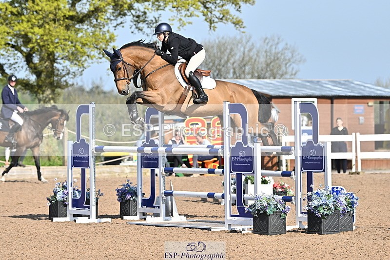 240509A-090717-00441 - Cls 8 Foxhunter