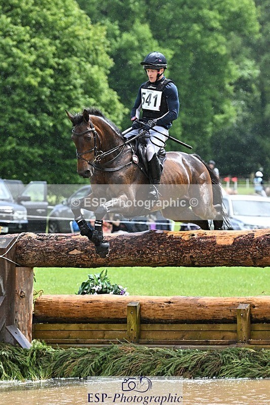 240526-131556-22767 - 541-FRIENDSHIP_VDL-Aaron_Millar