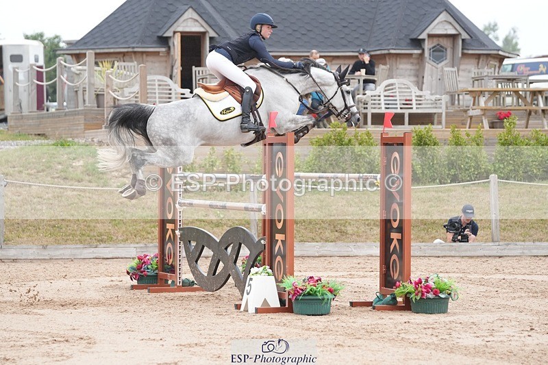 250718-110221-09878 - Cls 2, 3 Star Small Tour Break til End