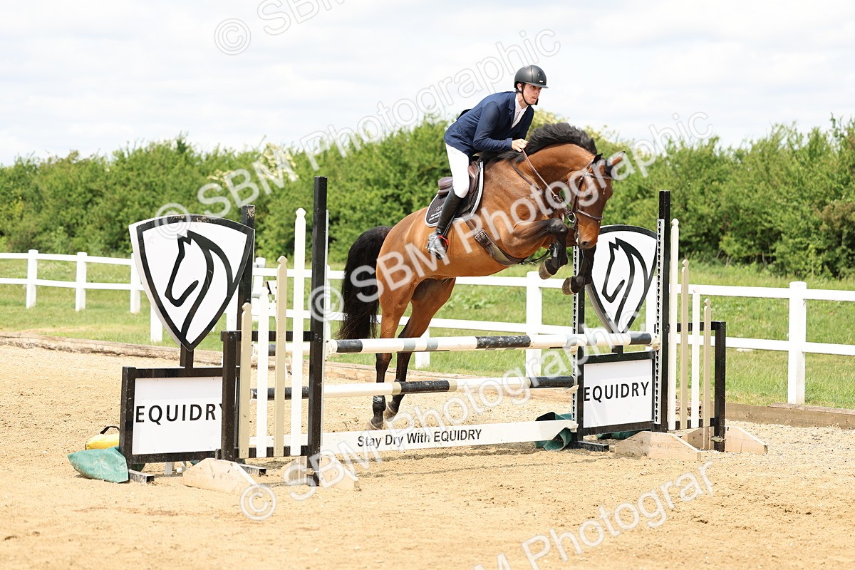 SBM_005641 - Class 17 - Senior Discovery - 1.00m