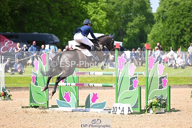 240526-122024-21318 - 101-MORELANDS_CASANOVA-Daisy_Bathe