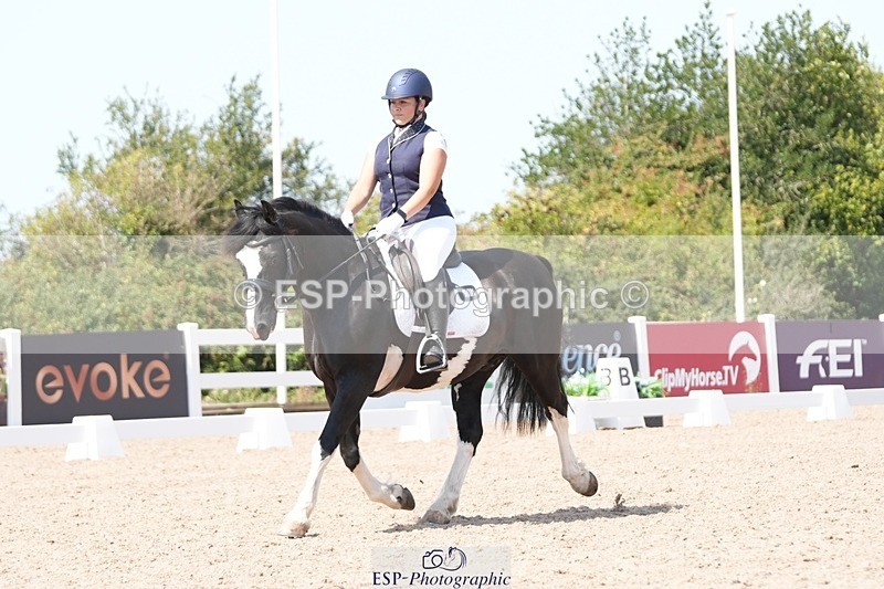 250817-135452-10530 - 169-Amber.HeywoodWalena.Rockocoko