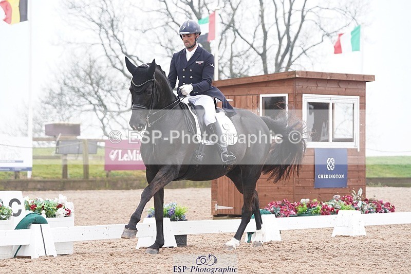 250404-092848-04047 - 022-Jezz.Palmer-Romanno.Weltino