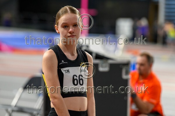 Age26SAT-915286 - Track Female Set Two