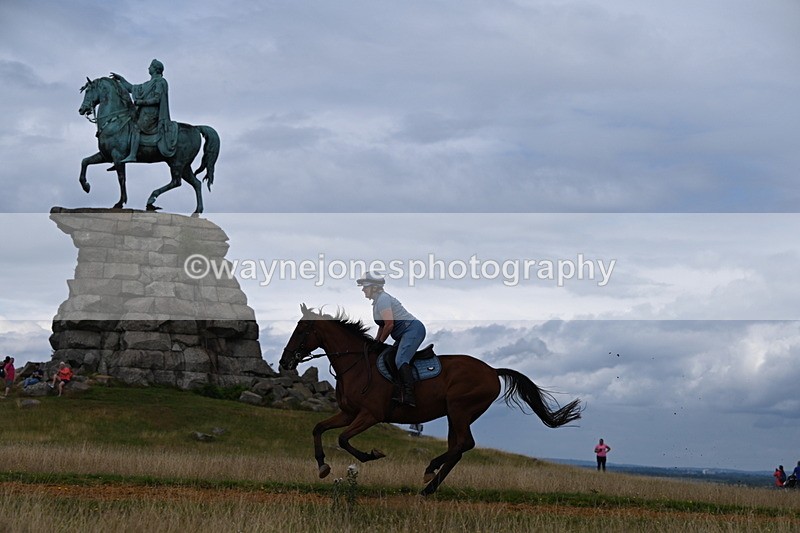 DSC_7635 - Time at Statue 13:16 to 13:52