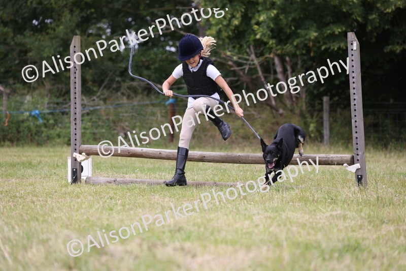 20260614-4394 - Class 25 - Horse and Hound Jumping