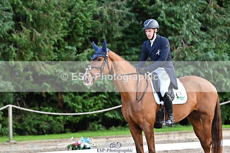 241023-163410-00976 - 017-Louis.Pern-CLASSICTOP.MISS.VIVIENNE