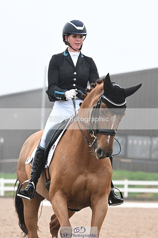 240217A-144332-03689 - 219-Jessica.Davies-Kadanz.II