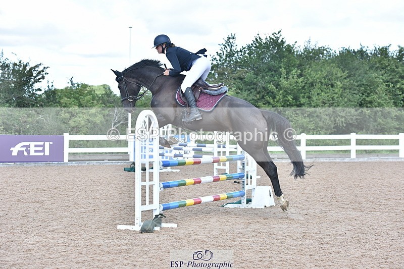 230806A-110550-01323 - Cls 17 Snr Discovery & 1m Open