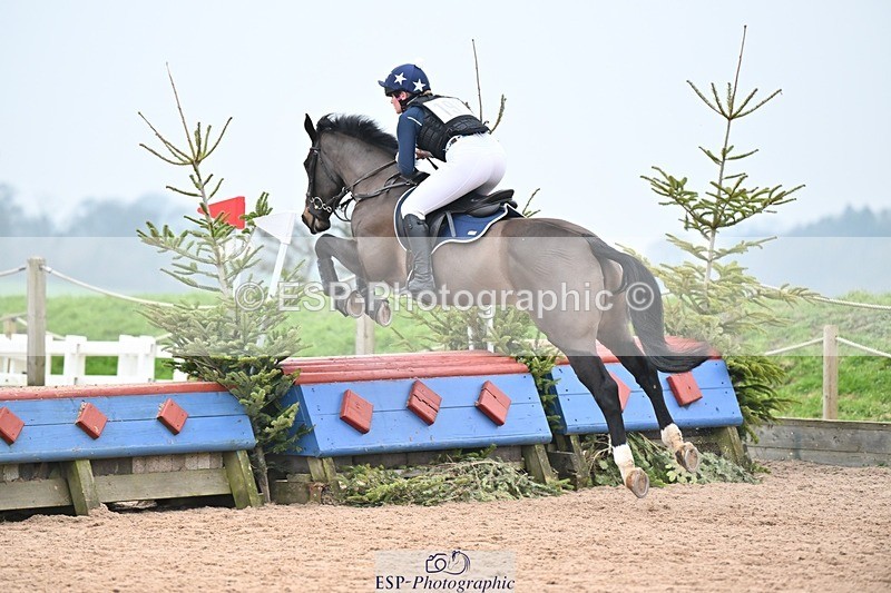 250118-141302-01465 - Cls 3A&B 90cm 13.20 to Coursewalk