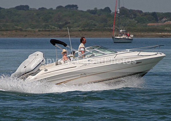 100523 SEA RAY EXPRESS CRUISER IMG_4347 - Motorboats - Open