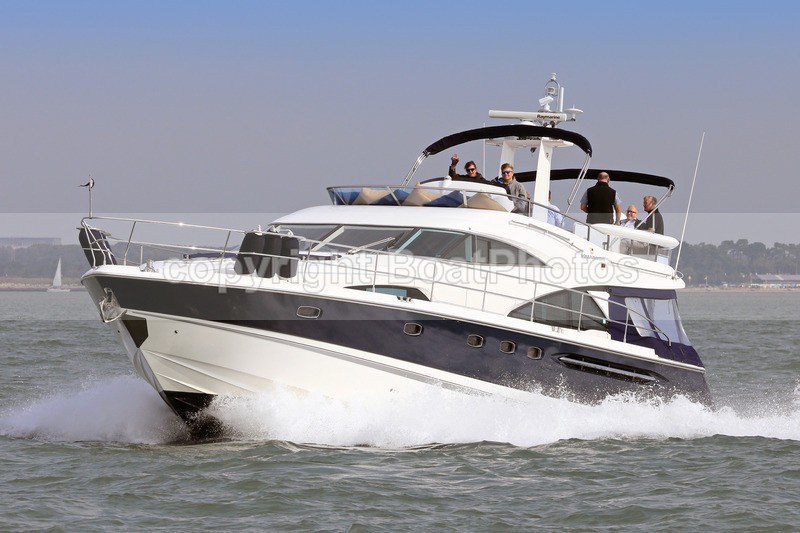 170924 FAIRLINE SQUADRON 1Y3A2862 - Flybridge Cruisers