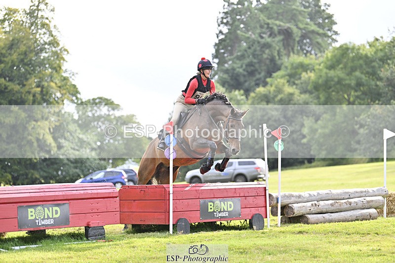 240825X-171007-37675 - 80cm XC 16.30 to 17.30