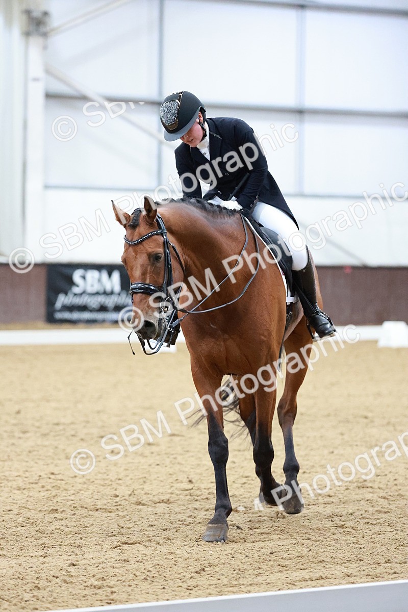 SBM_021088 - Class 13 - FEI INT I - 16.26-17.14