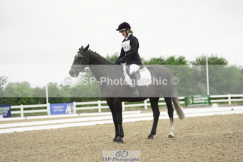 230708A-094540-00211 - Intro C