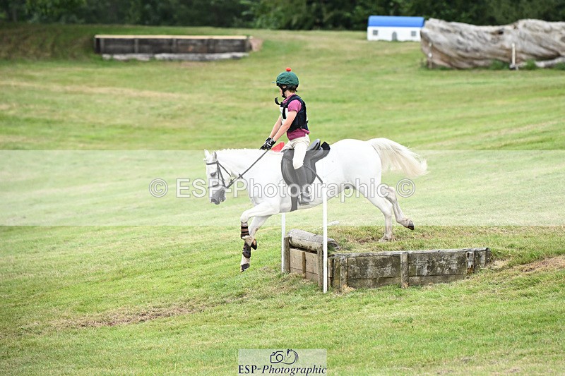 240825X-165459-37389 - 80cm XC 16.30 to 17.30