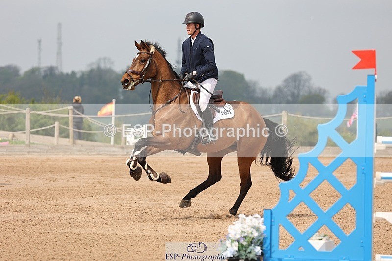 250424-114417-05027 - Cls 1 - 2 Star Small Tour