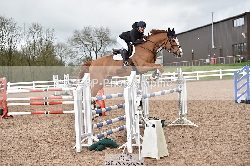 240327A-133016-00571 - Cls 4 Newcomers and 1.10m Open