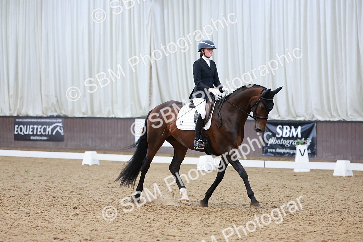 SBM_001156 - Class 6 - Novice 4