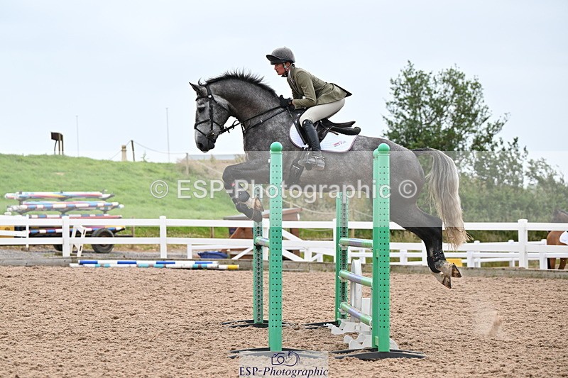 240703A-124212-00330 - Cls 04 Snr Newc & 1.10 Open