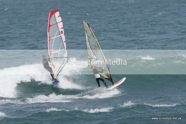 WS 160509  84 - Windsurfing