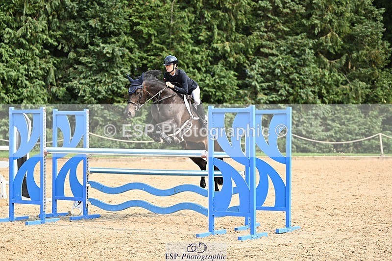240818-153020-05234 - Cls 12A Snr Foxhunter & 1.20m Open