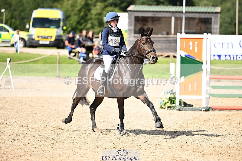 240824X-151248-29622 - 80cm Round 2 14.30 to 15.30