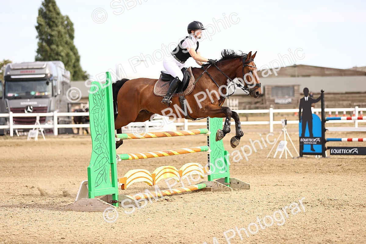 SBM_001487 - Class 6 - Senior Newcomers 1.10m