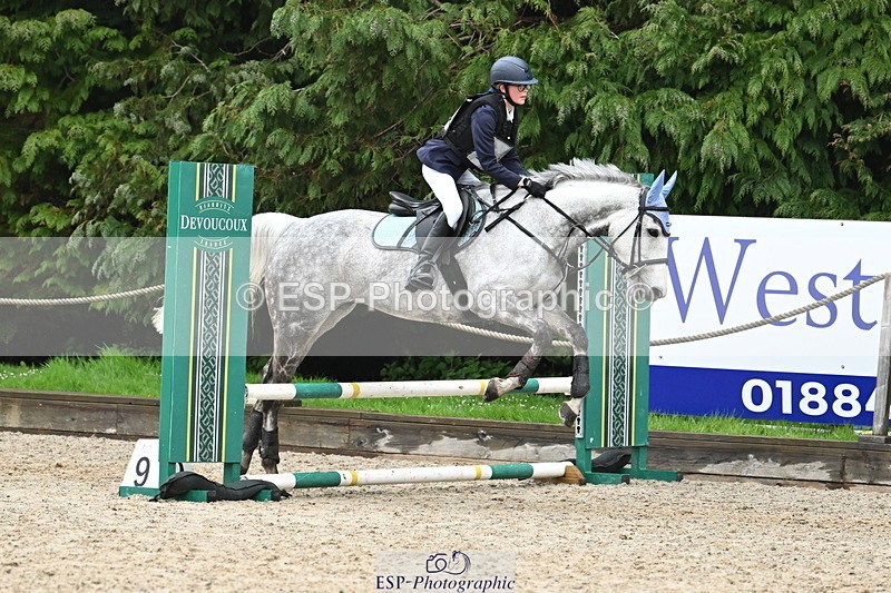 250418A-130934-00893 - UnAff 60cm