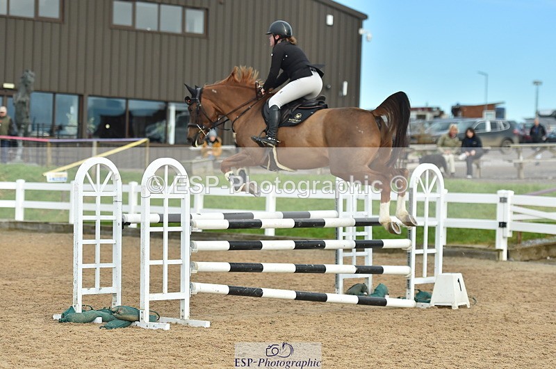 231111A-123630-01901 - Cls 12 Newcomers & 1.10m Open