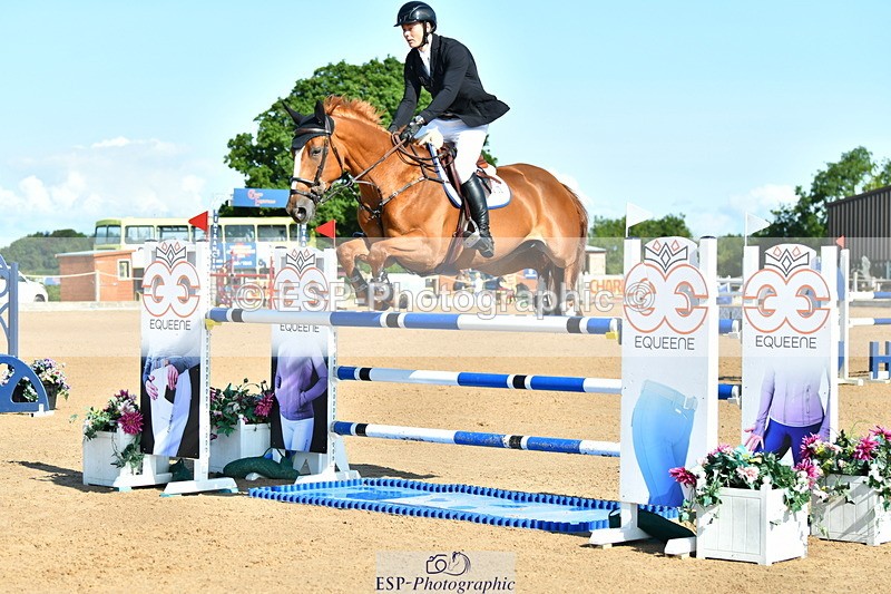 230720A-092323-01686 - Cls 1, 2 Star Small 1.30m