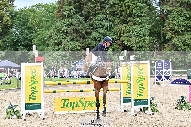 250524A-142107-12439 - D-468-Laura.Collett-LONDON.52