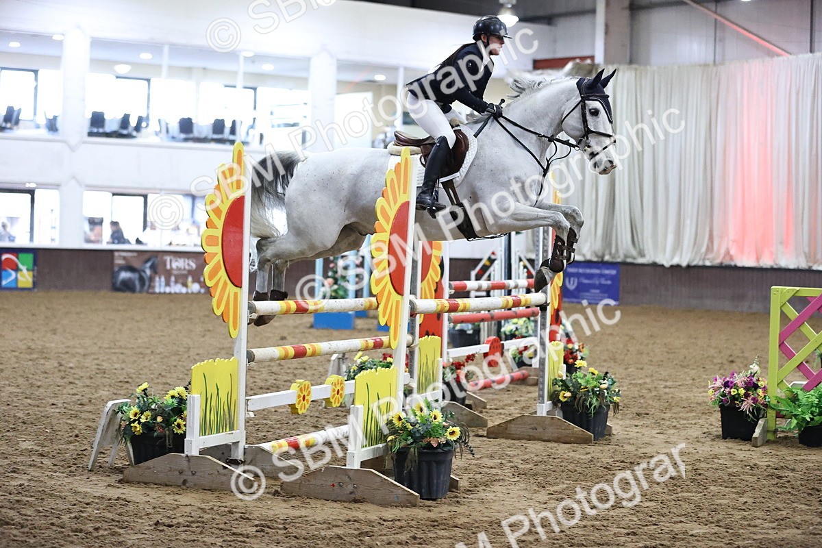 SBM_004832 - Class 16 - Senior Newcomers - 1.10m