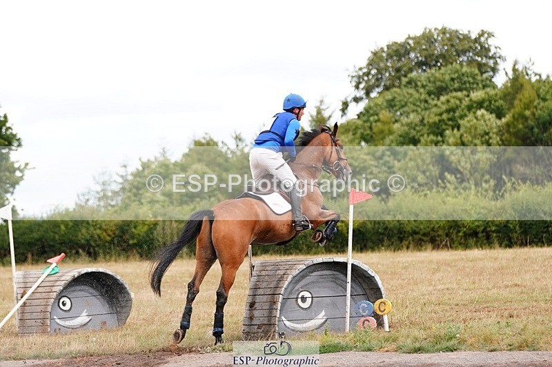 250803A-152702-16572 - O-674-Tim.Cheffings-ROYALE.LOUIS