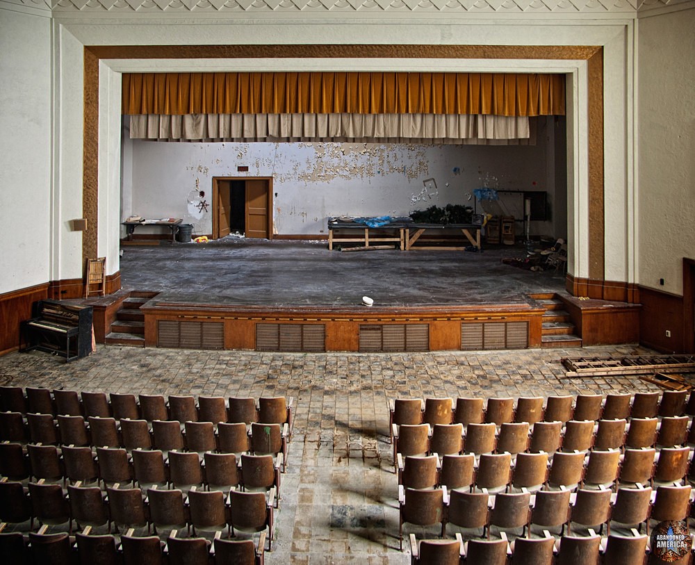 Mahanoy Area Middle School photo Abandoned America