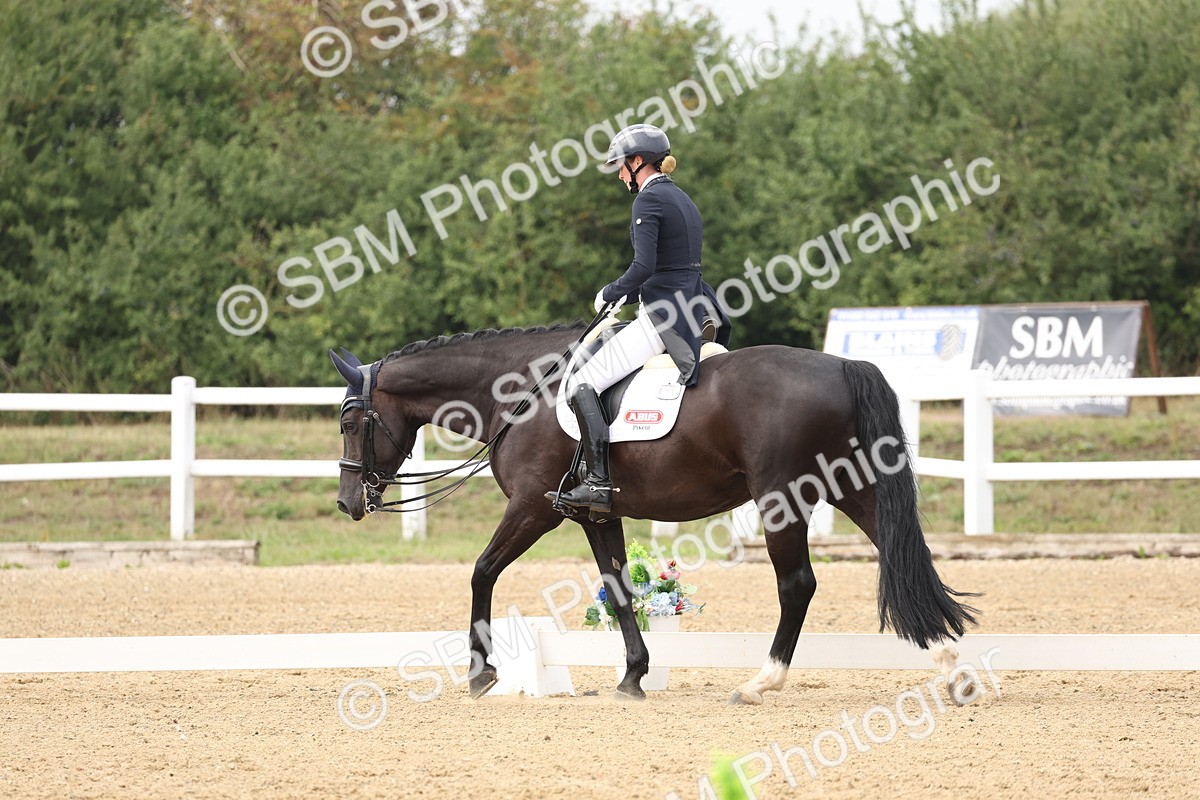 SBM_008248 - Class 10 - FEI INT I - 16.10-16.50