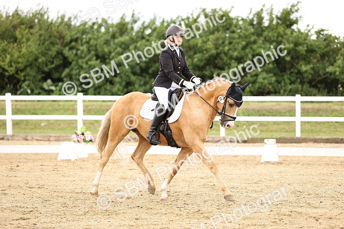 SBM_002092 - Class 2 - Novice 4 - 10.36-11.39