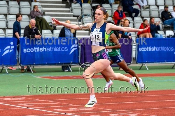 Nat26SUN-914255 - Track Female