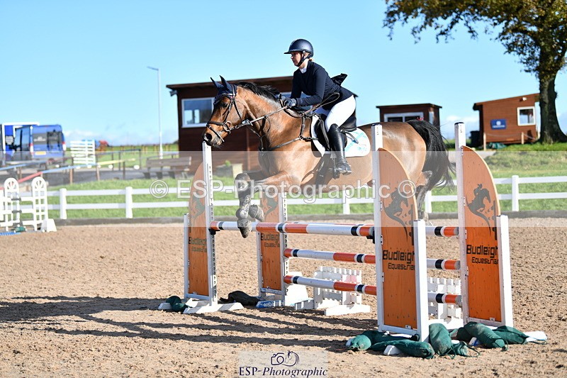 231110A-135101-00683 - Cls 5 Newcomers & 1.10m Open